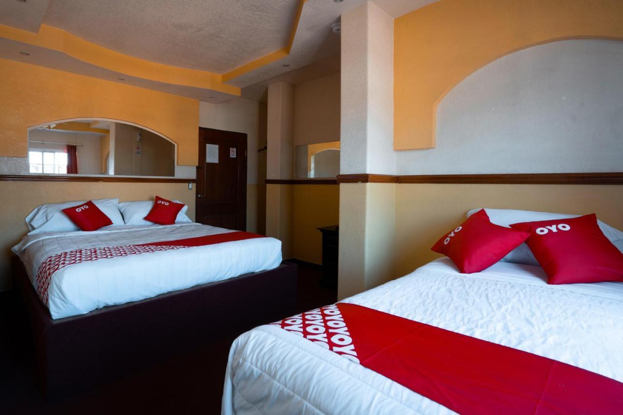 Oyo Hotel Cocobeach, Энсенада Экстерьер фото