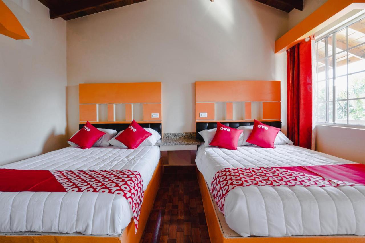 Oyo Hotel Cocobeach, Энсенада Экстерьер фото